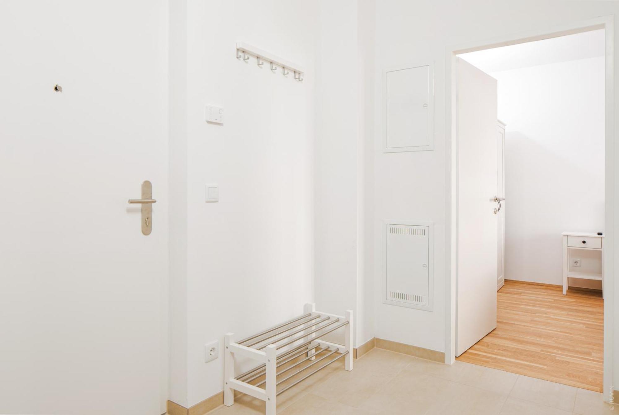 Whats-app Self-check-in - Am Hauptbahnhof Apartment *